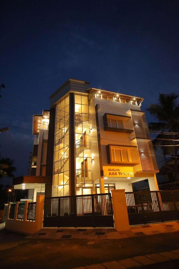 Kira Palace Residency Kochi Exterior foto