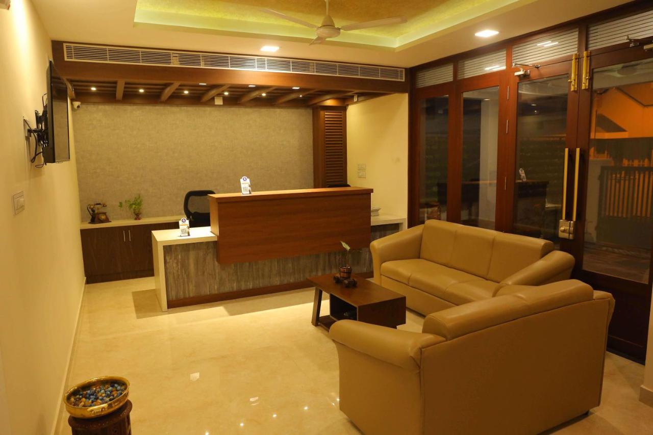 Kira Palace Residency Kochi Exterior foto