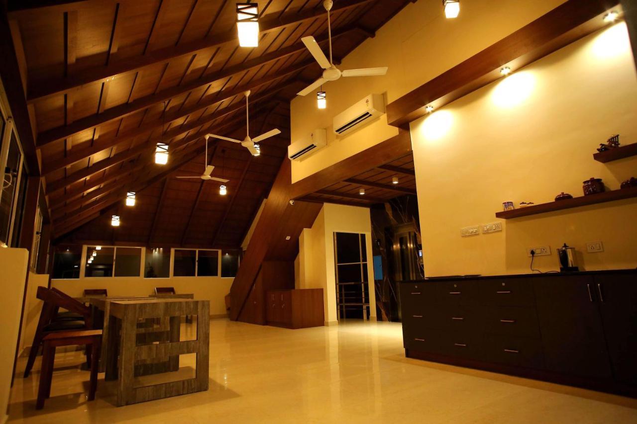 Kira Palace Residency Kochi Exterior foto