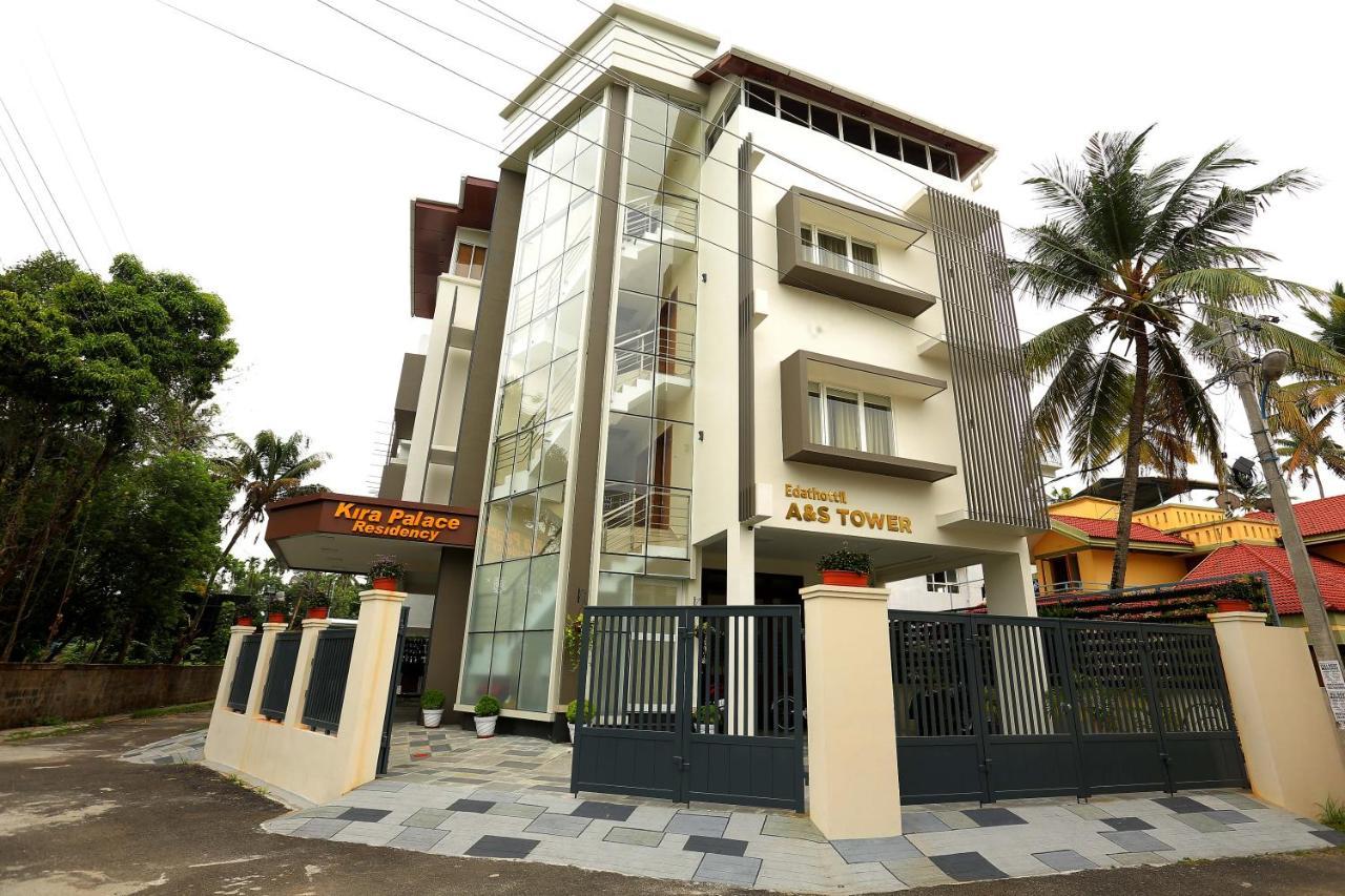Kira Palace Residency Kochi Exterior foto