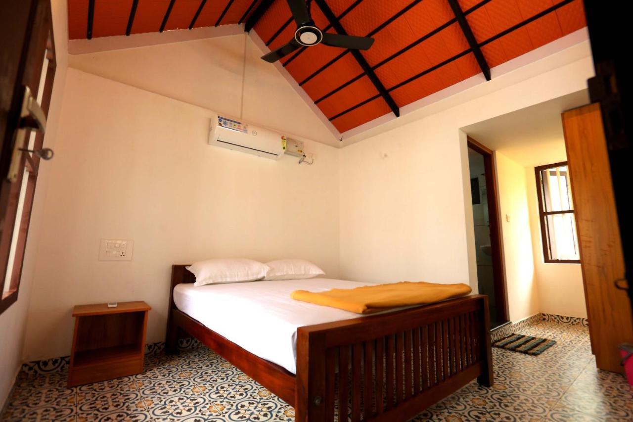 Kira Palace Residency Kochi Exterior foto